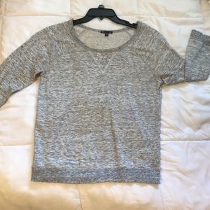 Gray mid sleeve crew neck sweater